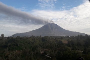 BPBD Karo: Gunung Sinabung erupsi tinggi kolom abu tidak teramati