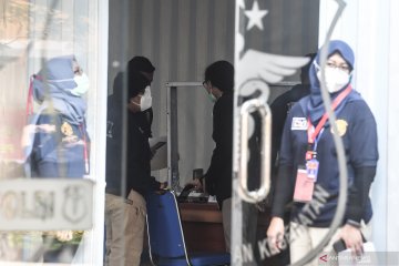 Tim DVI Polda Lampung ambil sampel DNA keluarga penumpang SJ 182