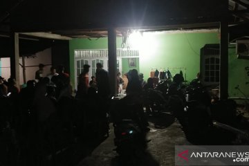 Rumah Angga, penumpang Sriwijaya asal Padang ramai dikunjungi kerabat