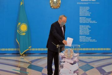 Mantan presiden Kazakhstan muncul lagi pascakerusuhan