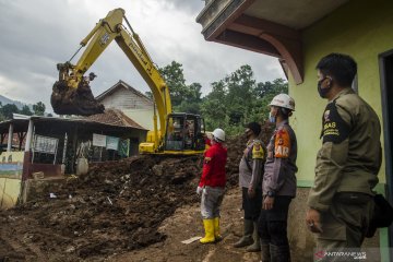 Hari ketiga longsor Sumedang belum ada tambahan korban ditemukan