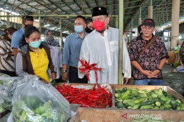 Pulihkan ekonomi, Ketua DPD dukung revitalisasi pasar rakyat