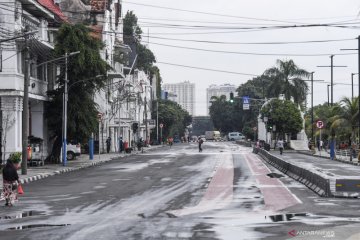 Penutupan jalan menuju kawasan wisata Kota Tua