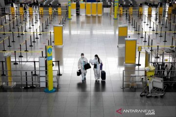Kesibukan Bandara Ninoy Aquino di tengah pandemi COVID-19