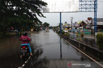 Jalan nasional di Kalsel putus diterjang banjir