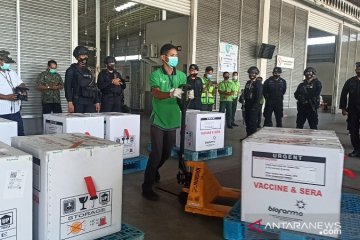 34.840 vial vaksin COVID-19 tiba di Sumatera Utara