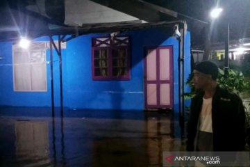 Banjir di Banjarmasin hari ketiga makin naik meski tidak hujan