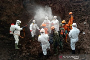 Tim SAR temukan dua korban tambahan longsor Sumedang