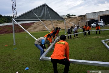 Kemensos dirikan tenda pengungsian di Stadion Manakarra Mamuju