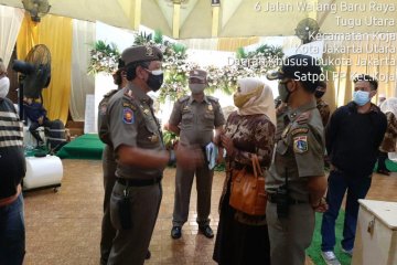 Jakarta Utara bubarkan resepsi pernikahan pelanggar PSBB