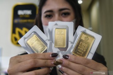 Emas bersiap untuk penurunan mingguan ke-4, investor fokus inflasi AS