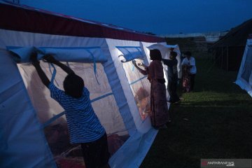Pengungsi korban gempa Sulawesi Barat huni tenda COVID-19 Kemensos