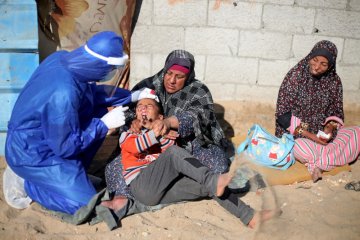 Palestina mulai vaksinasi setelah terima 20.000 dosis vaksin COVID-19