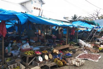 Pasar tradisional di Mamuju mulai beraktivitas