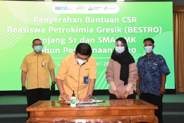 Petrokimia Gresik salurkan beasiswa senilai Rp1,7 miliar