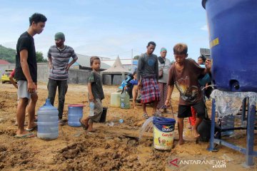 Pengungsi korban gempa alami kesulitan, TNI-AD bantu air bersih