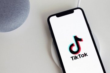 Italia minta TikTok blokir pengguna di bawah umur