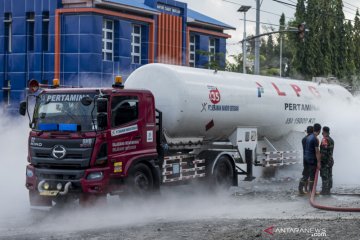 Truk pembawa LPG Pertamina mengalami kebocoran tangki di Pidie