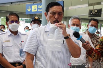 Luhut coba alat deteksi COVID-19 GeNose di simpul transportasi