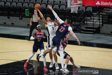 NBA : Dejounte Murray cetak triple-double bawa Spurs kalahkan Wizards