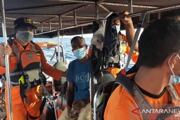 Tim SAR Ambon evakuasi empat korban kecelakaan laut