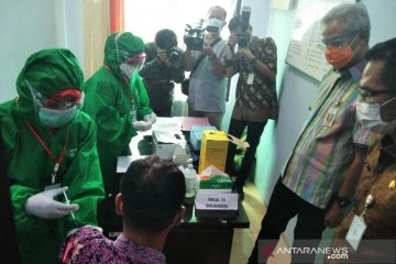 Gubernur Jateng minta kemampuan vaksinasi di Puskesmas-RS ditingkatkan