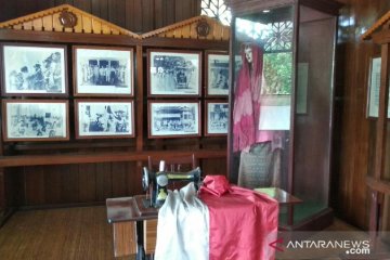 Mengembalikan rumah Fatmawati Soekarno ke lokasi aslinya