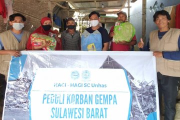 Ahli geofisika Unhas salurkan bantuan logistik ke Sulbar