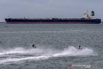 Kapal tanker MR Horse dan MT Freya dibawa ke Batam