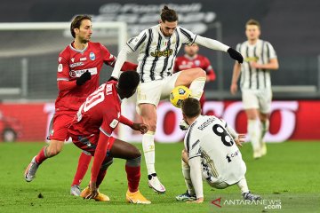 Juventus menang besar 4-0 atas SPAL untuk tantang Inter di semifinal