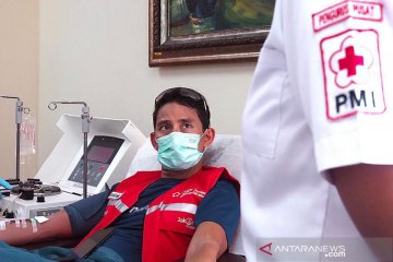 Sandiaga Uno donor plasma konvalesen untuk pasien COVID-19