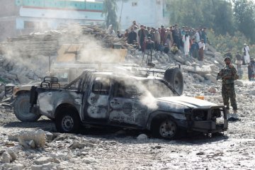 Bus pegawai pemerintah Afghanistan dibom, 3 orang tewas 11 terluka