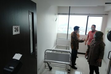 Rumah sakit khusus pasien COVID-19 disiapkan di perbatasan Surabaya