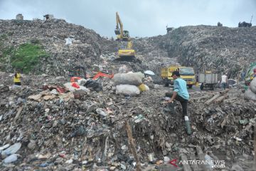 TPA Sukawinatan over kapasitas