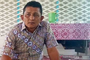 Wabup Nagan Raya tidak masuk kantor karena diminta diam oleh Bupati