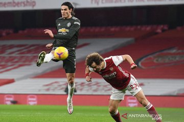 Solskjaer tidak terkejut dengan kesuksesan Cavani di musim perdananya