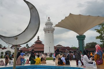 Wisata ziarah Banten Lama tetap ramai di saat pandemi