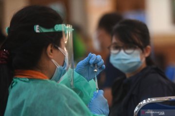 Dinkes DKI investigasi pemberian vaksin ke selebgram Helena Lim