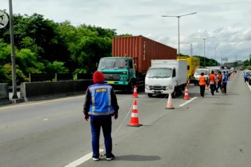 Dua jalur Tol Surabaya-Gempol kembali dibuka