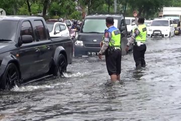 Posko penanganan banjir di Banjarmasin disiagakan