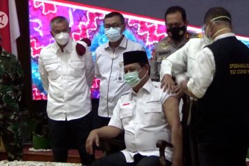 Tingkatkan imunitas tubuh,  Gubernur Kalsel ajak warga divaksinasi