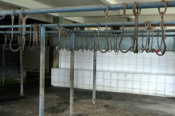 Pedagang daging sapi mogok, aktivitas di RPH Kota Tangerang terpantau sepi 