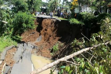 Waspadai potensi bencana hidrometeorologi di puncak musim hujan