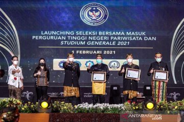 Kemenparekraf target cetak 2.200 lulusan perguruan tinggi pariwisata