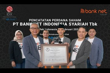 Bank Net Indonesia Syariah dan Damai Sejahtera Abadi melantai di bursa
