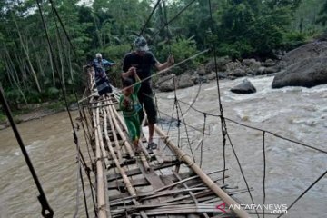 Jembatan Rawayan Rusak