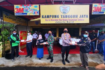 Ribuan masker dibagikan di Kampung Tangguh Jaya Roa Malaka