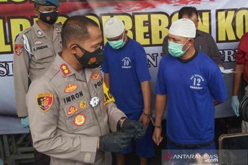 Polisi Cirebon tembak tersangka pencuri modus pecah kaca mobil