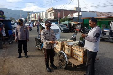 Ditbinmas Polda Aceh bagikan 11.820 masker