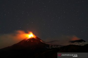 Erupsi Gunung Etna di Italia